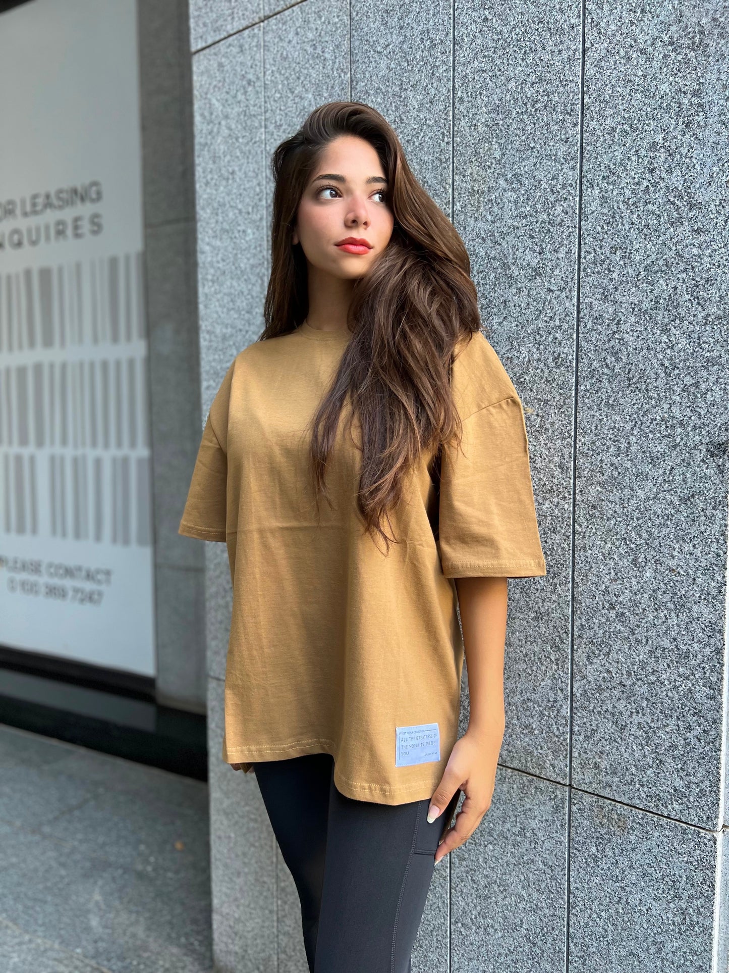 OVERSIZED TEE IN MOCCA